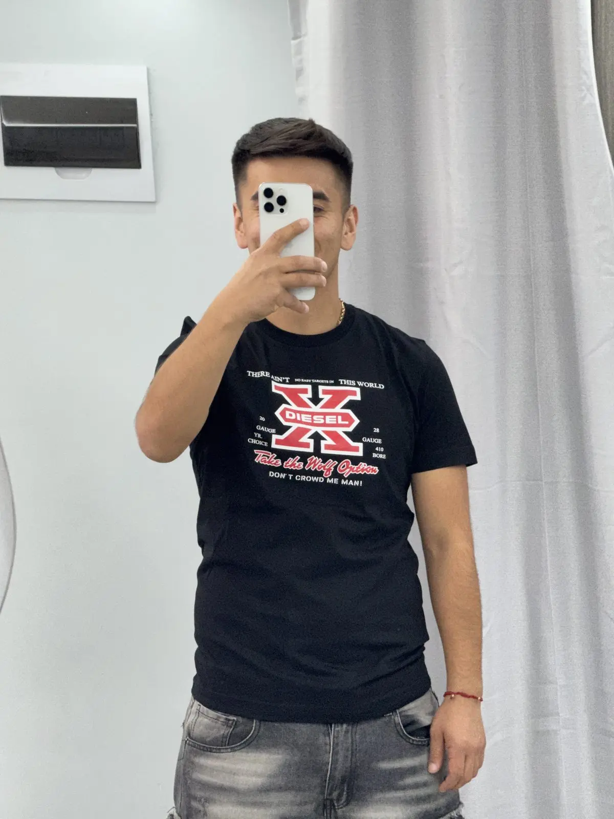 Polera Diesel Negra Logo X Detalles Rojos