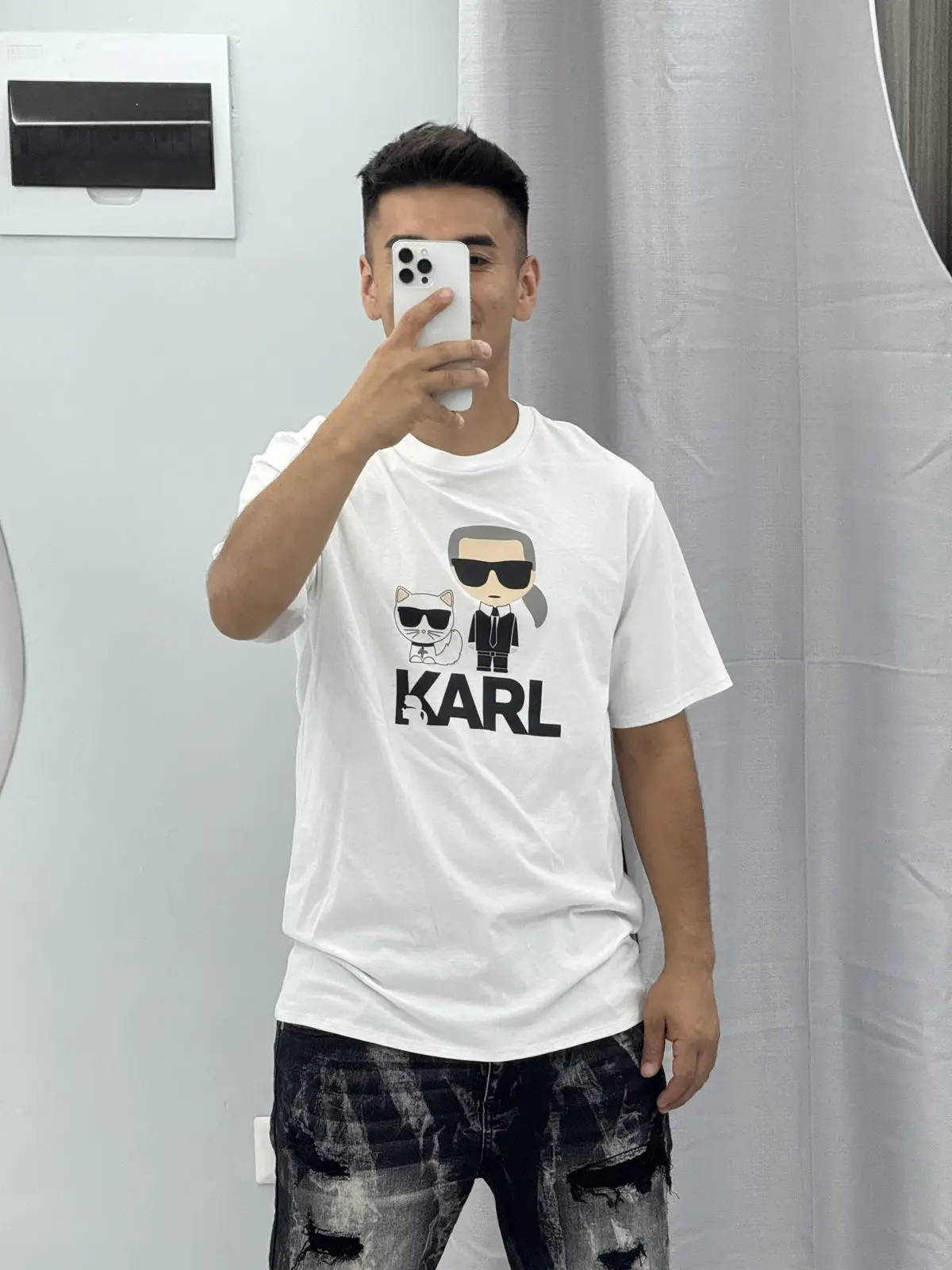 Polera Karl Lagerfeld Blanca con Gato