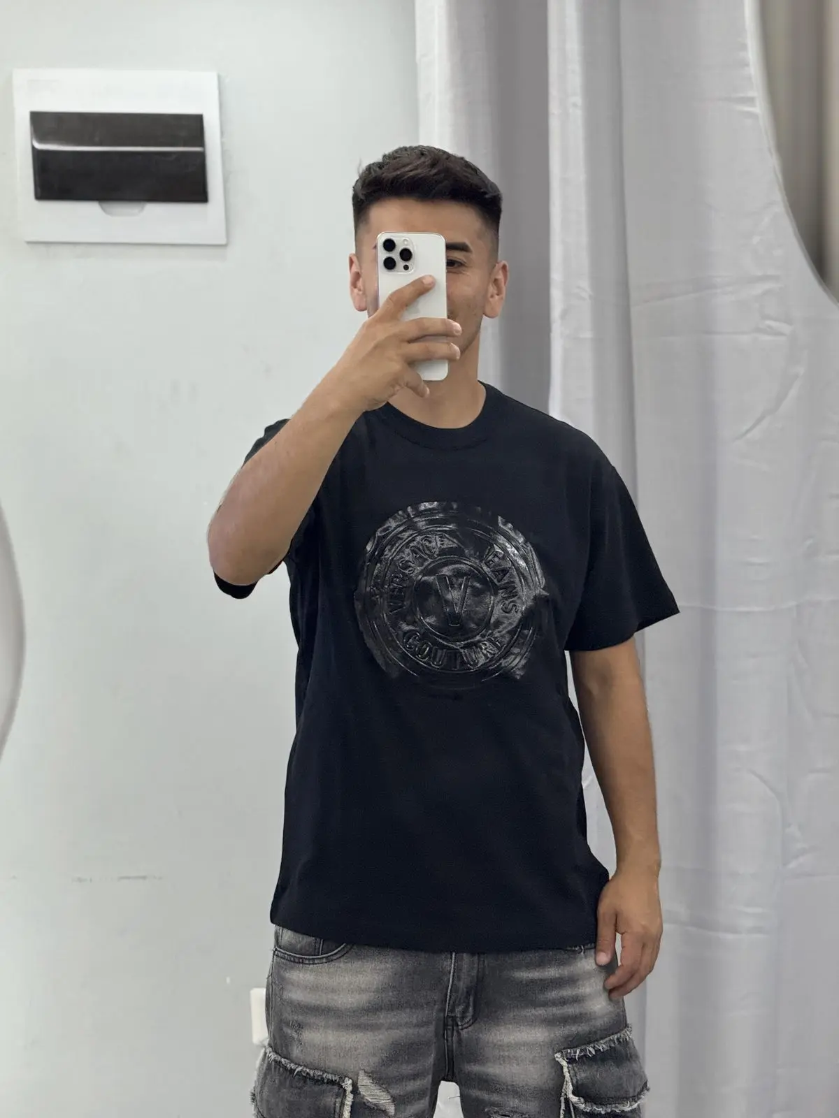 Polera Versace Negra Logo Circular