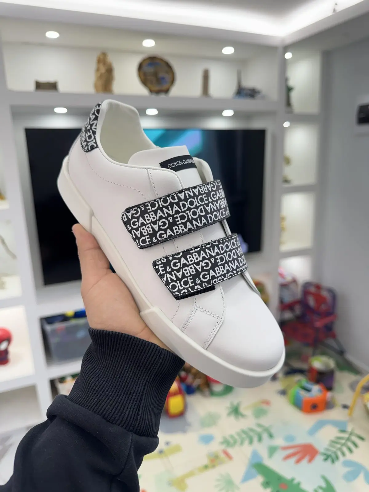Zapatillas Dolce & Gabbana Blancas con Broche