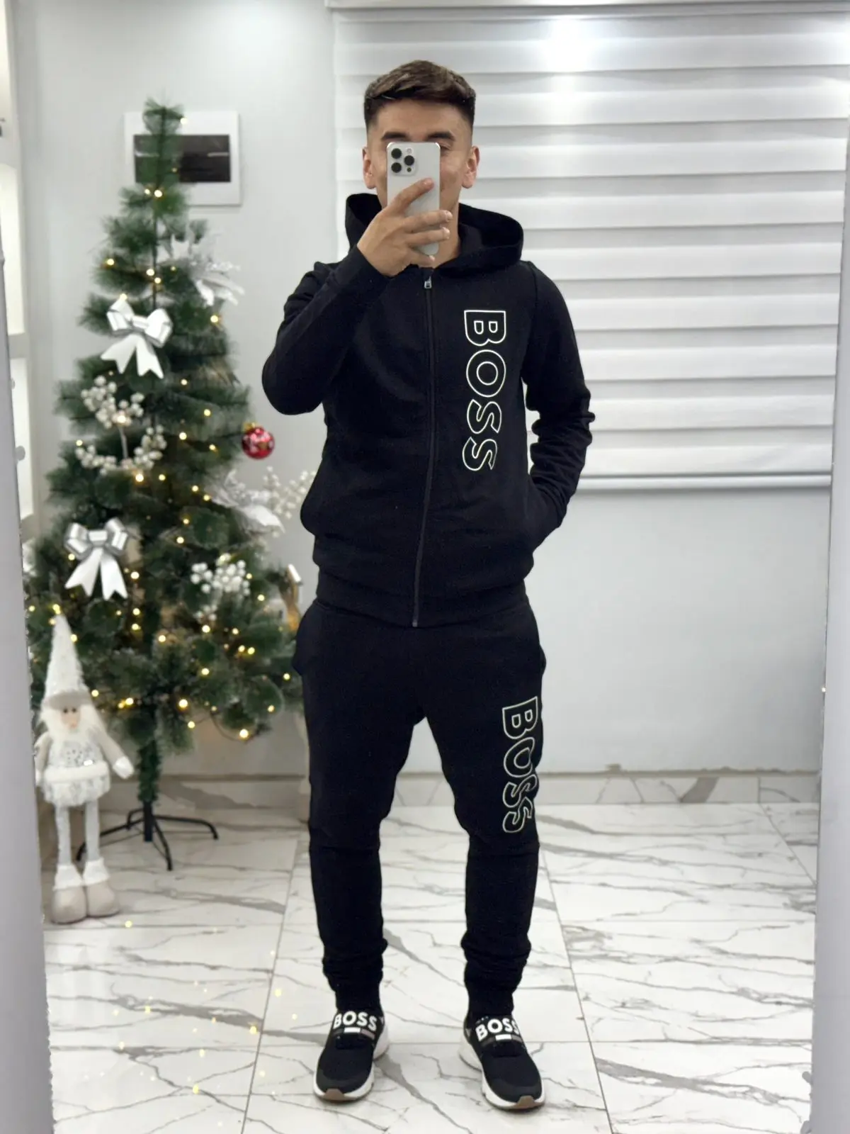 Conjunto BOSS Negro Logo Vertical