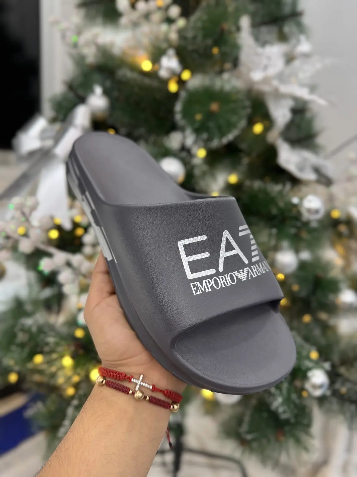 Sandalias EA7 Grises Detalles Plateados