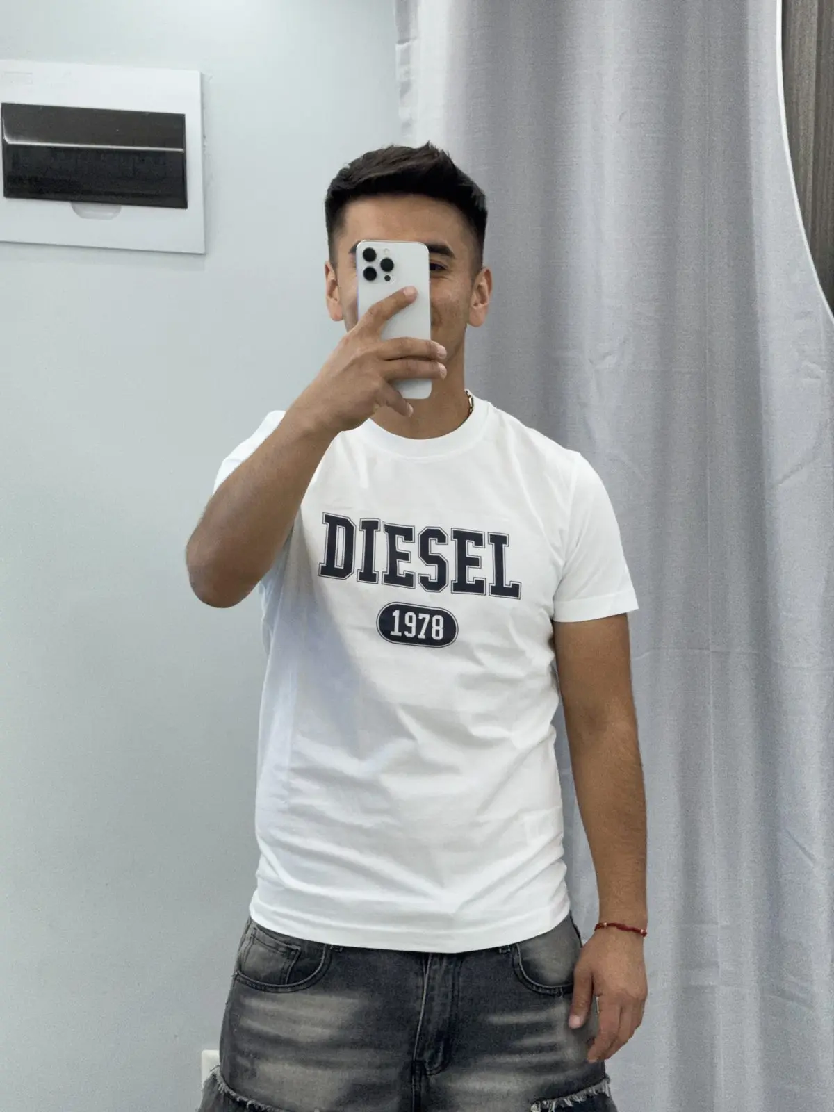 Polera Diesel Blanca Detalles Azules