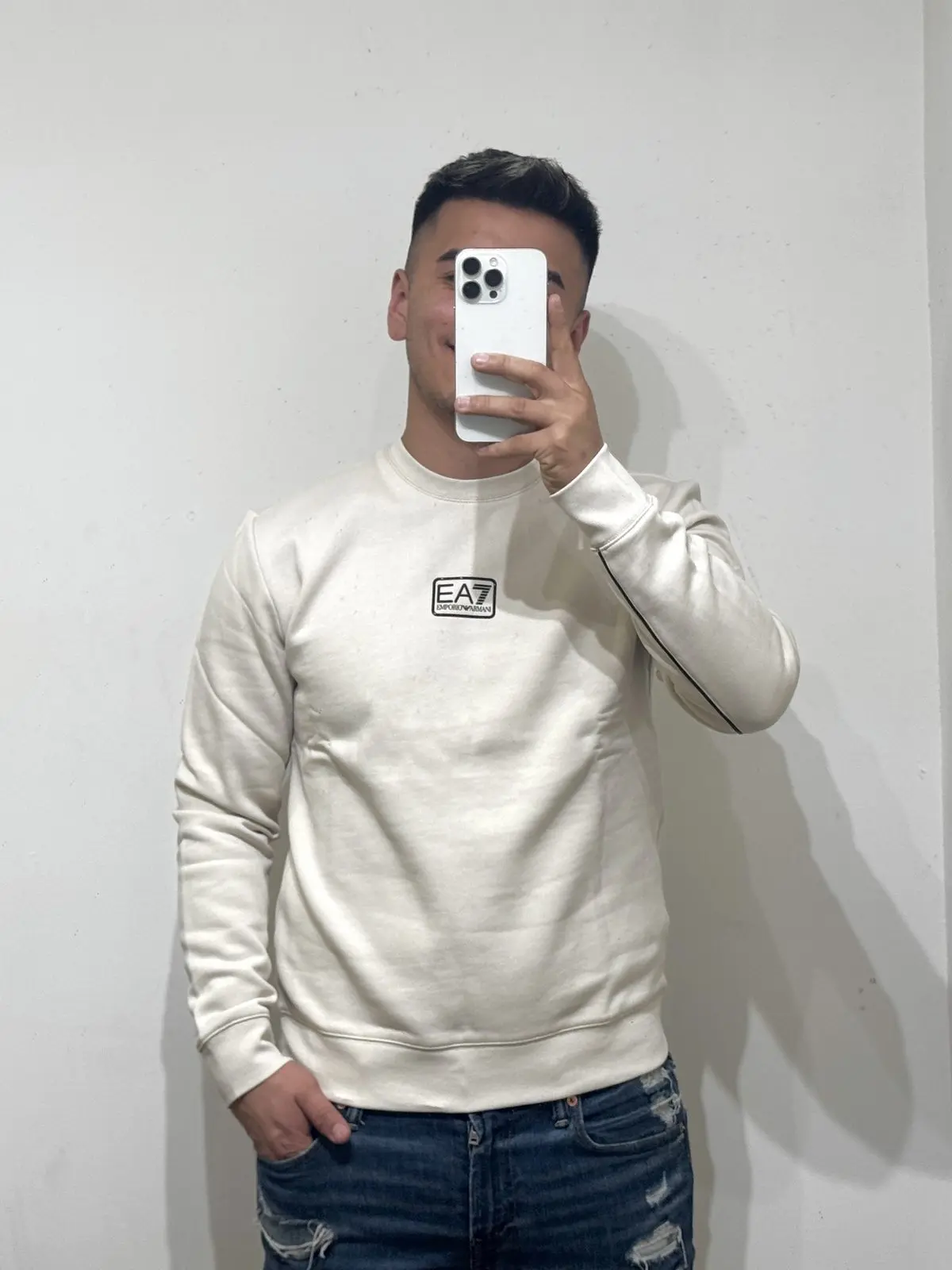 Poleron Ea7 beige logo pequeño