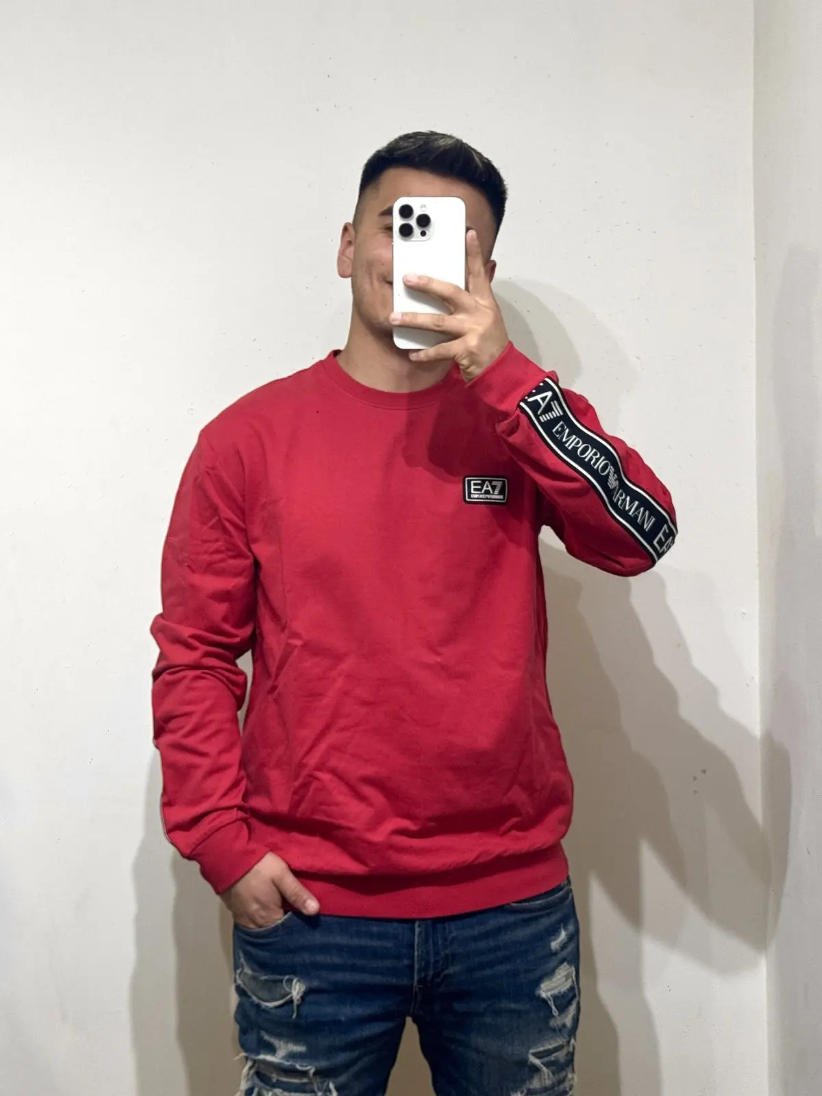 Poleron Ea7 Rojo franja espalda