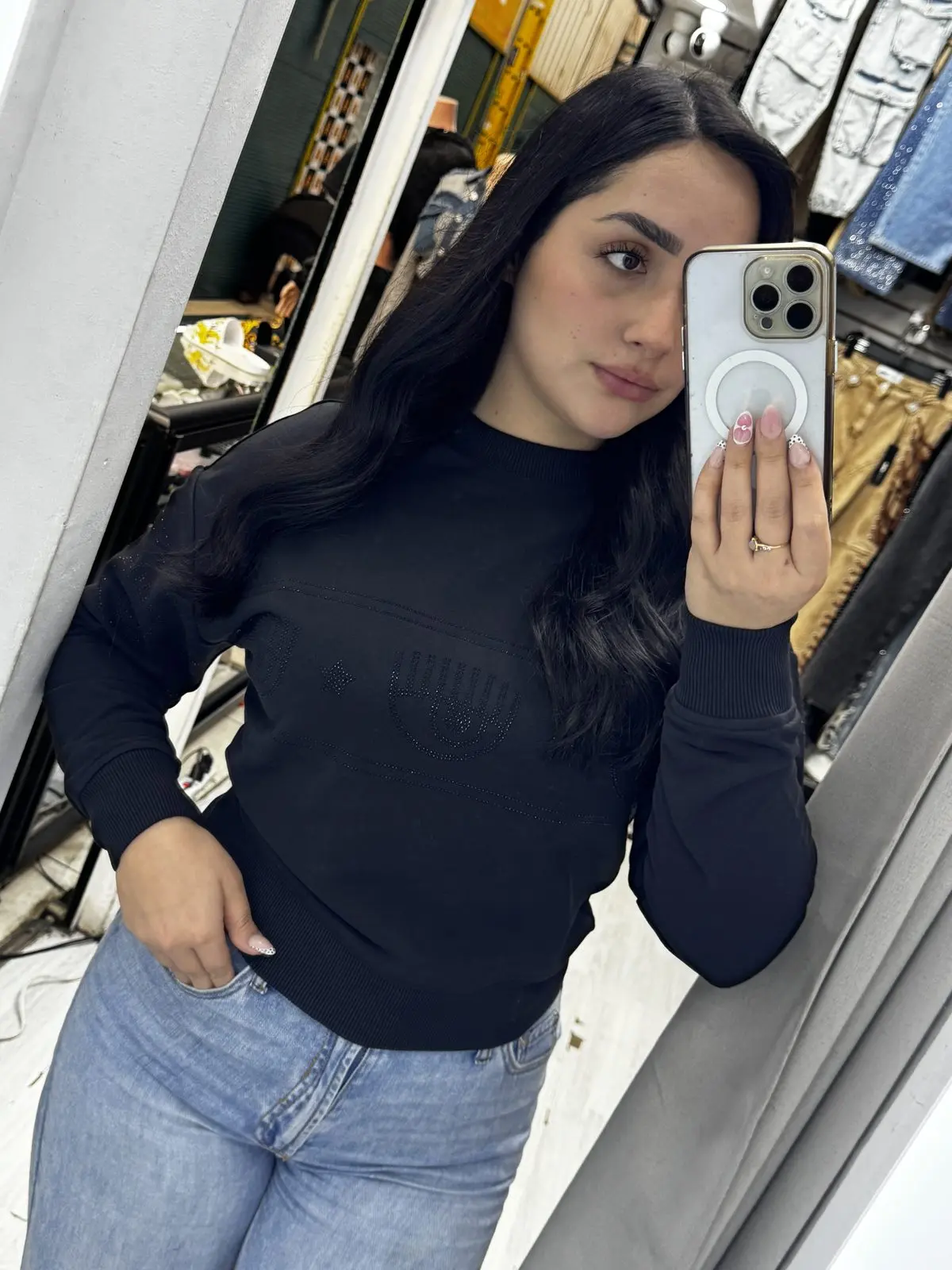 Poleron Chiara total black brillitos
