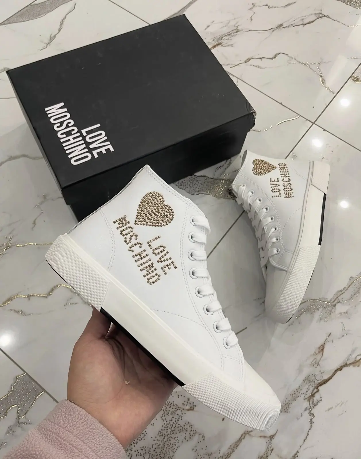 Zapatillas Love moschino caña blancas