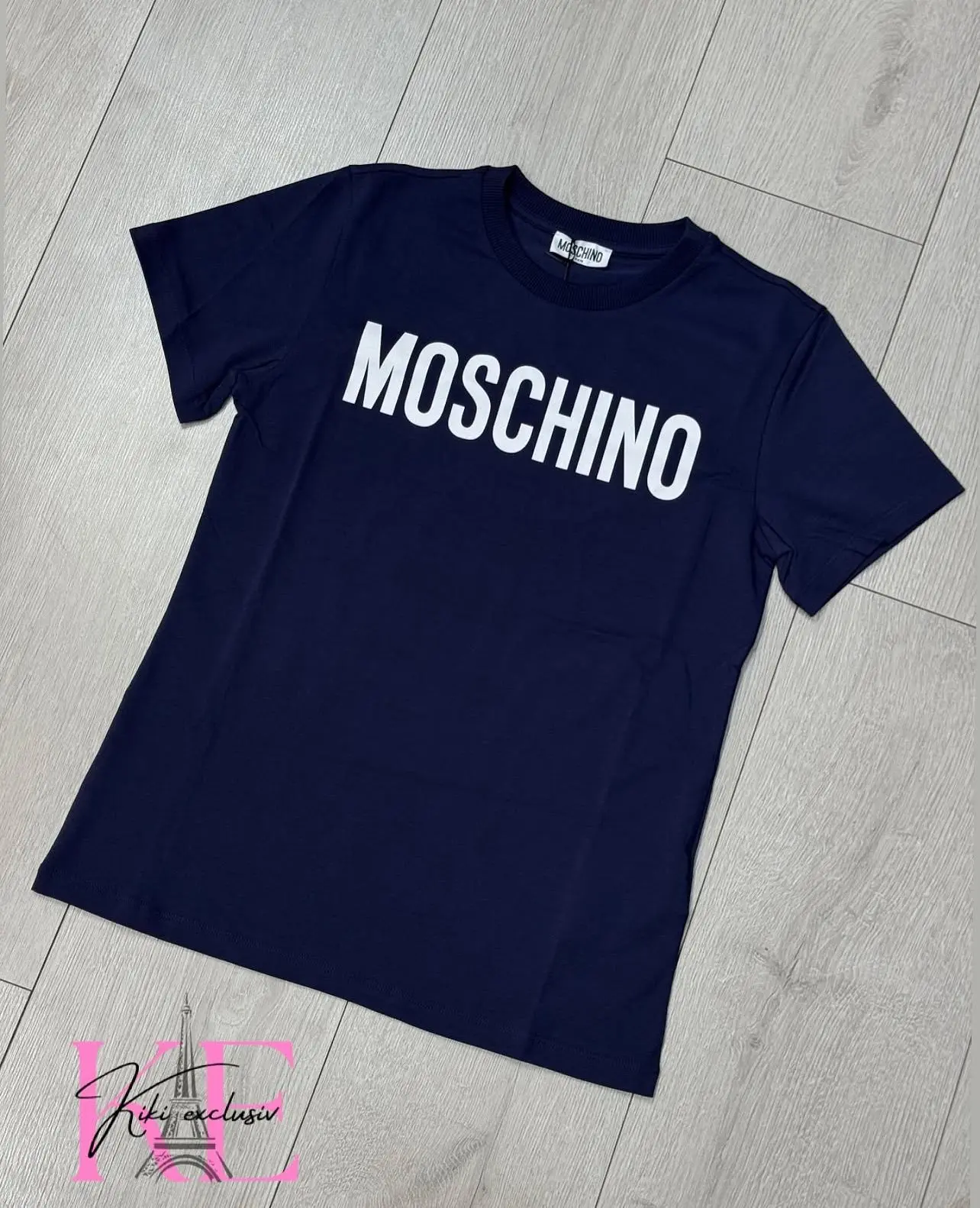 Polera Moschino Clasica
